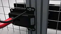 Mounting right door, with escape release